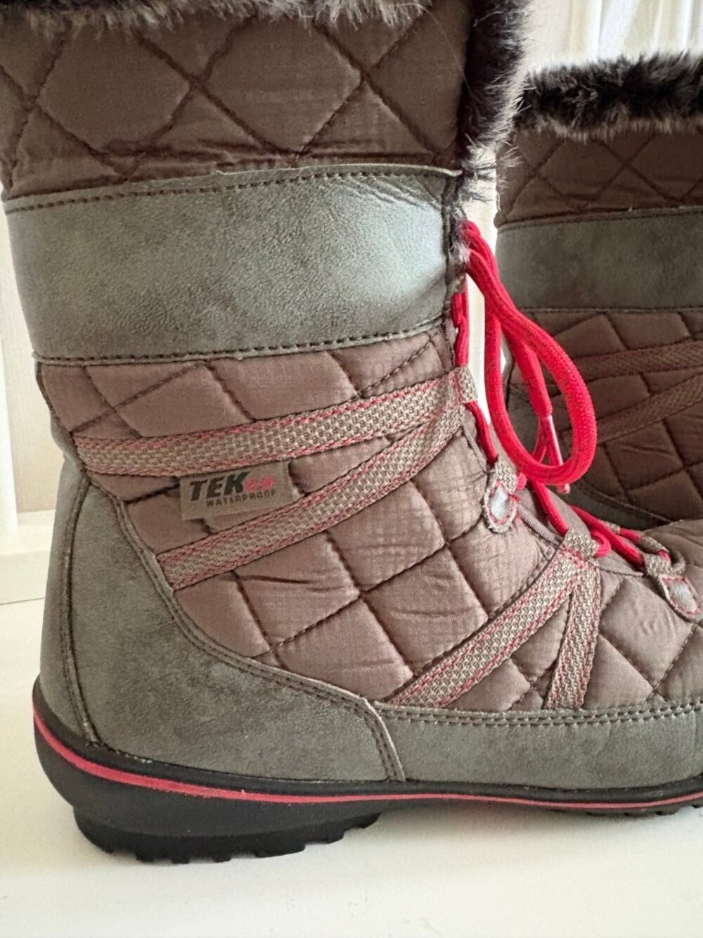 LL Bean Snow Harbor Quilted Womens Boots Winter - Picture 4 of 6